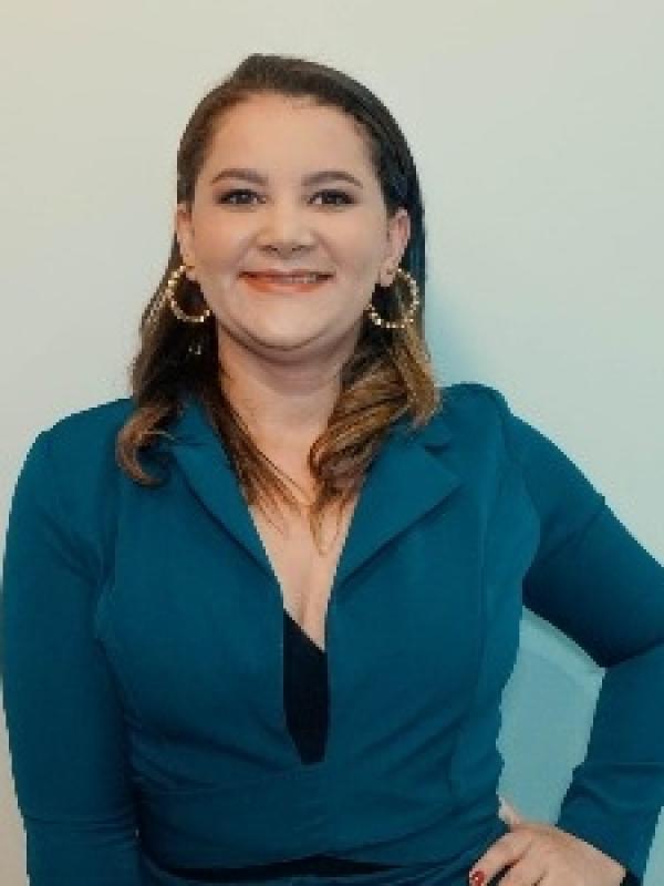 TÂNIA  DE SOUSA AMORIM 